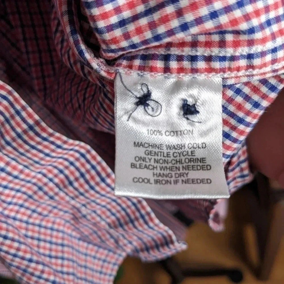 Moving Sale!  💘 UNTUCKit red blue check button down - Picture 4 of 5